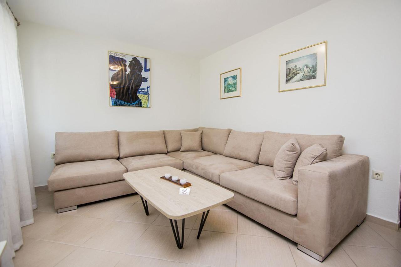 Kasta Bnb Офринион Екстериор снимка