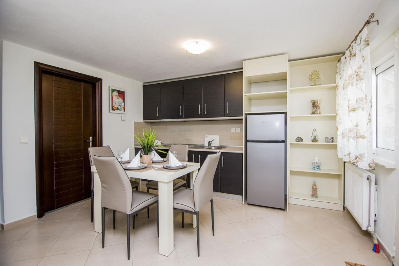 Kasta Bnb Офринион Екстериор снимка